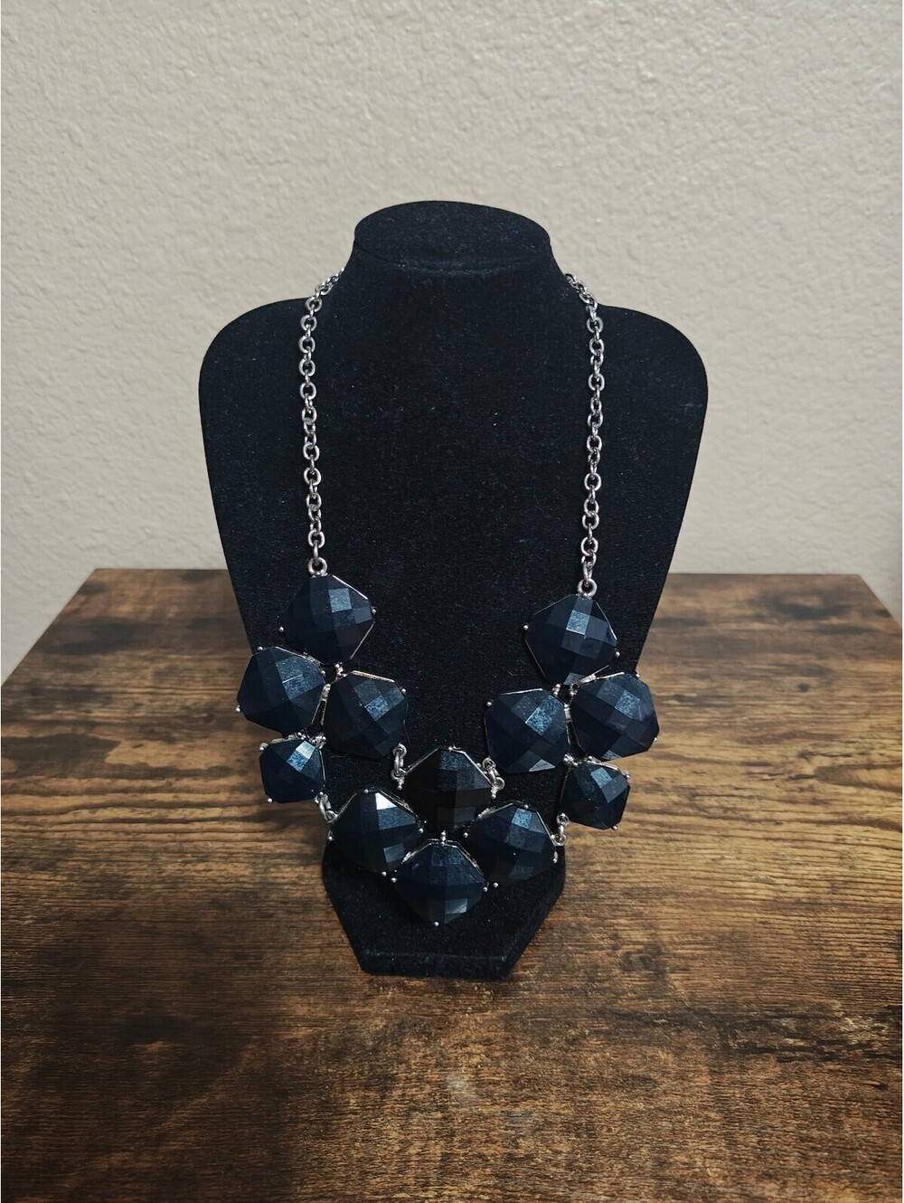 NYC Brand Silver Tone Black Geometric Silver Tone Statement Necklace.